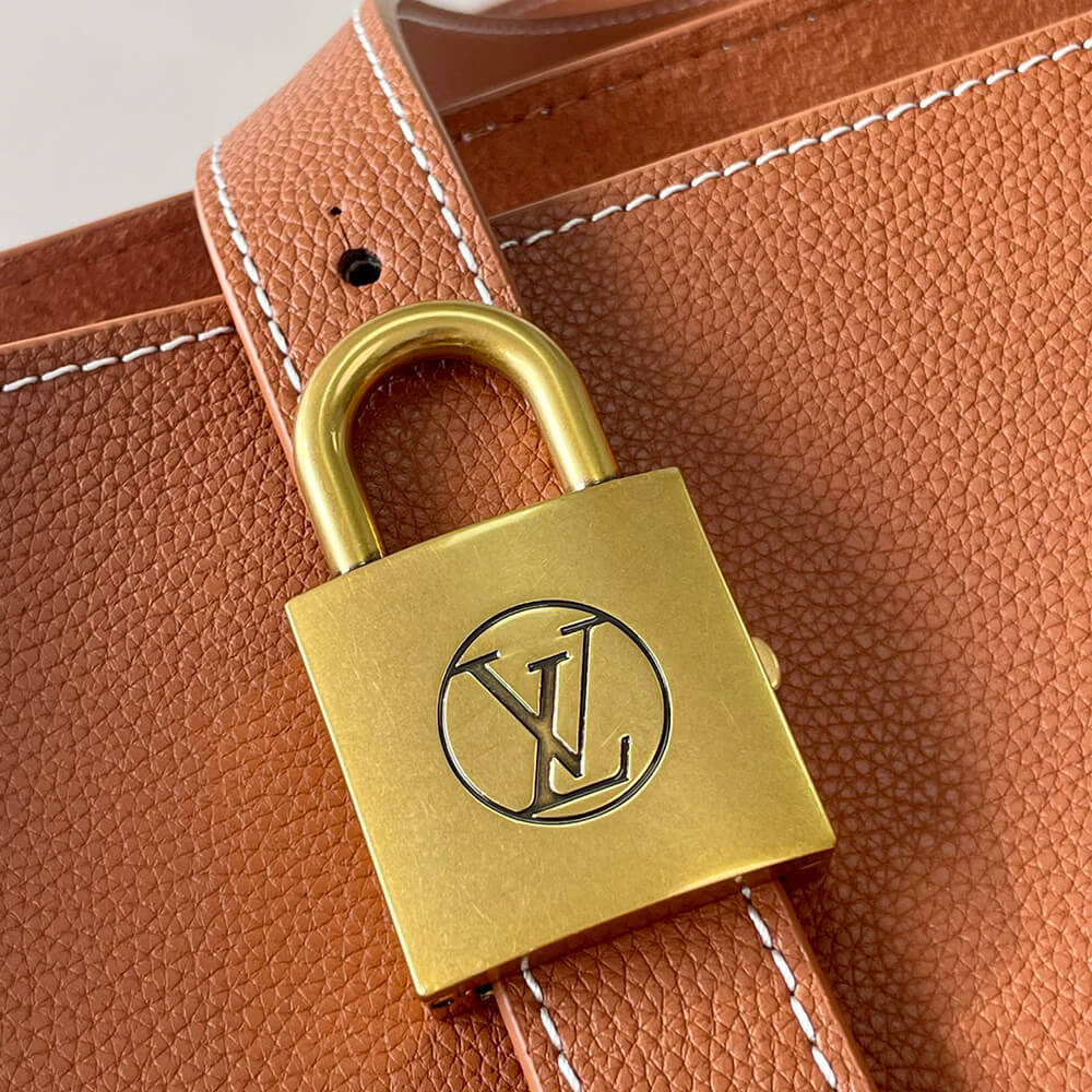 Louis Vuitton Low Key MM