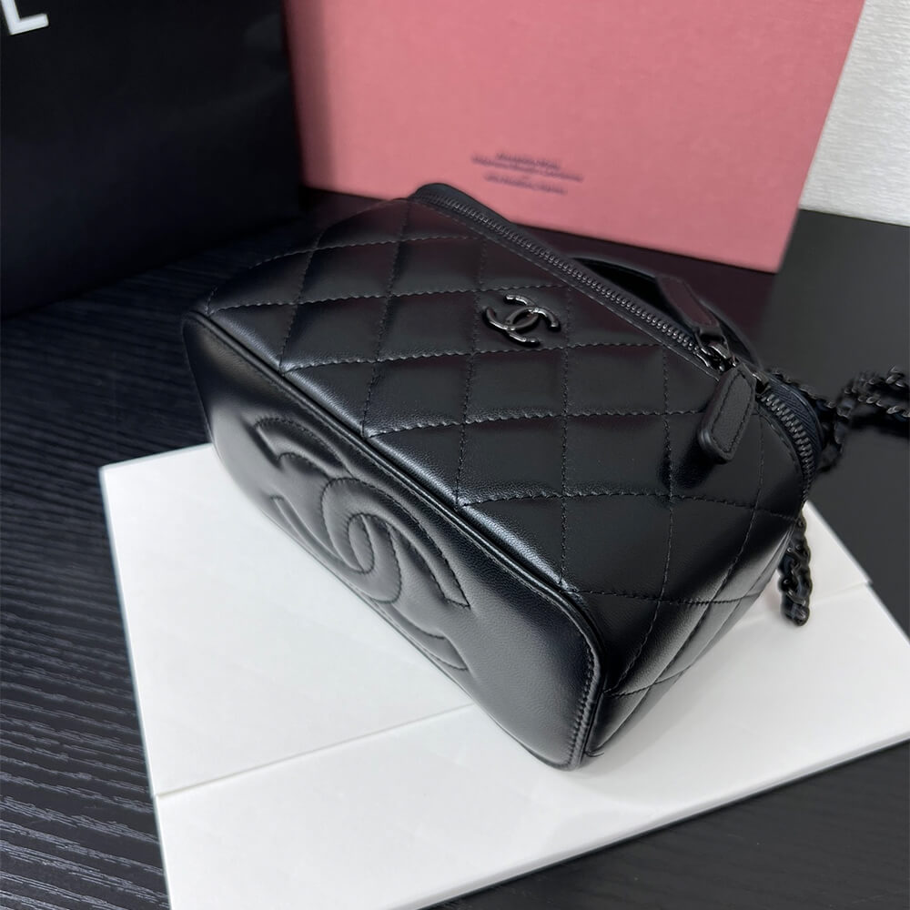 Chanel Long Vanity