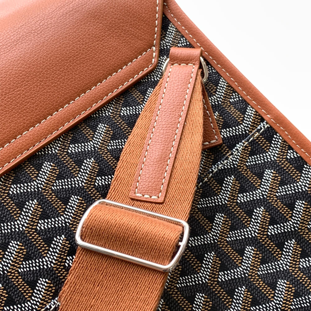 Goyard Coursier Messenger