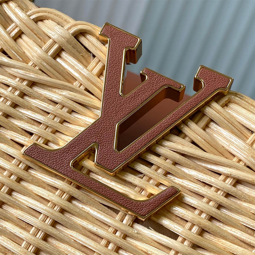 Louis Vuitton Capucines BB