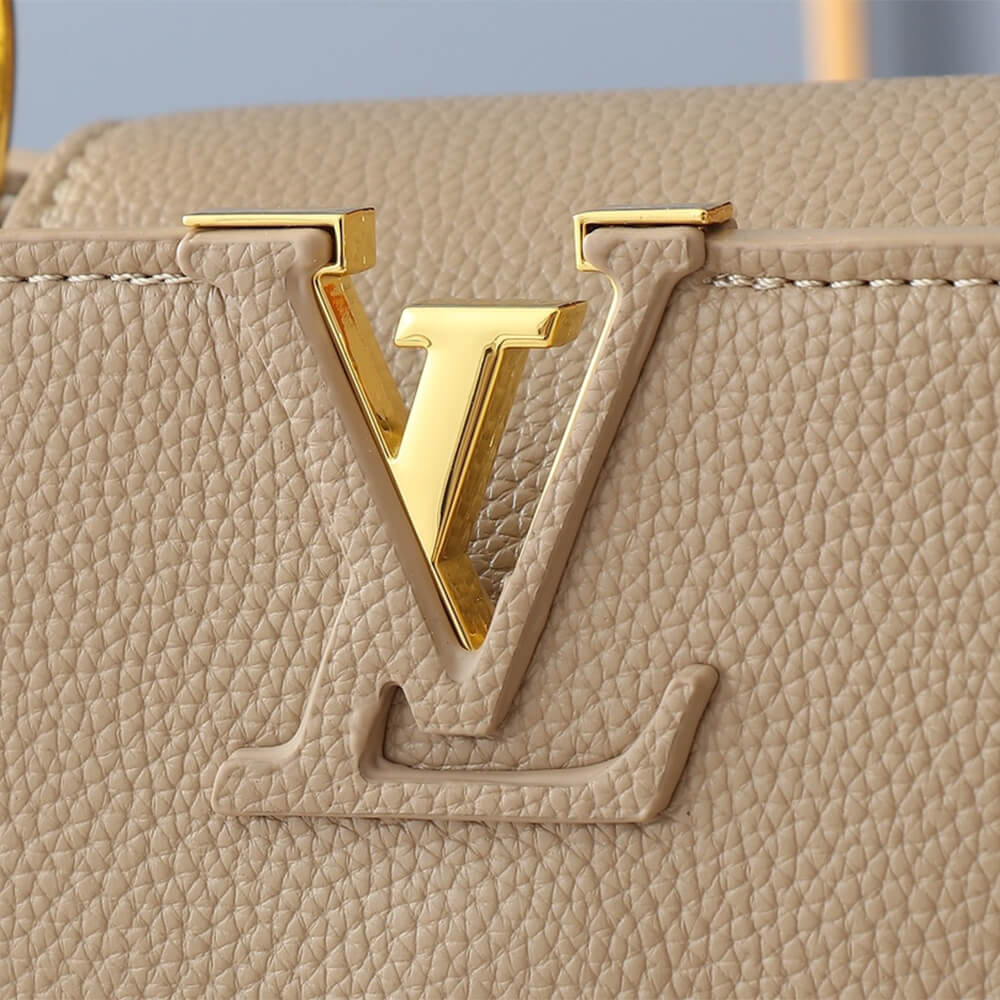 Louis Vuitton Capucines BB