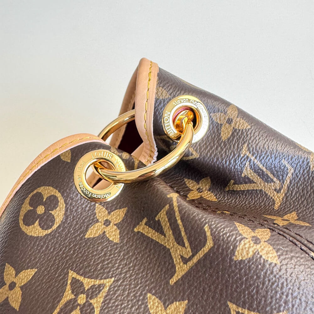 Louis Vuitton Again