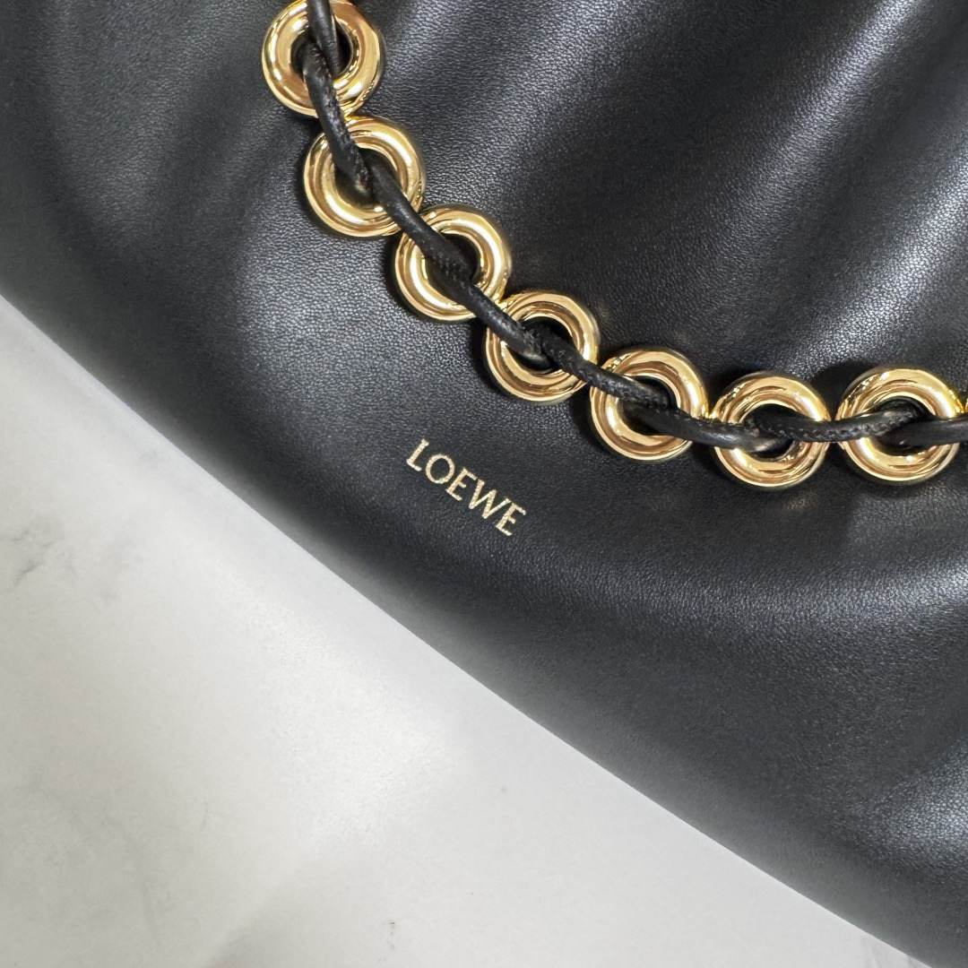 Loewe Large Flamenco