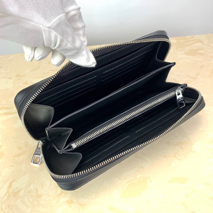 Louis Vuitton Zippy Wallet