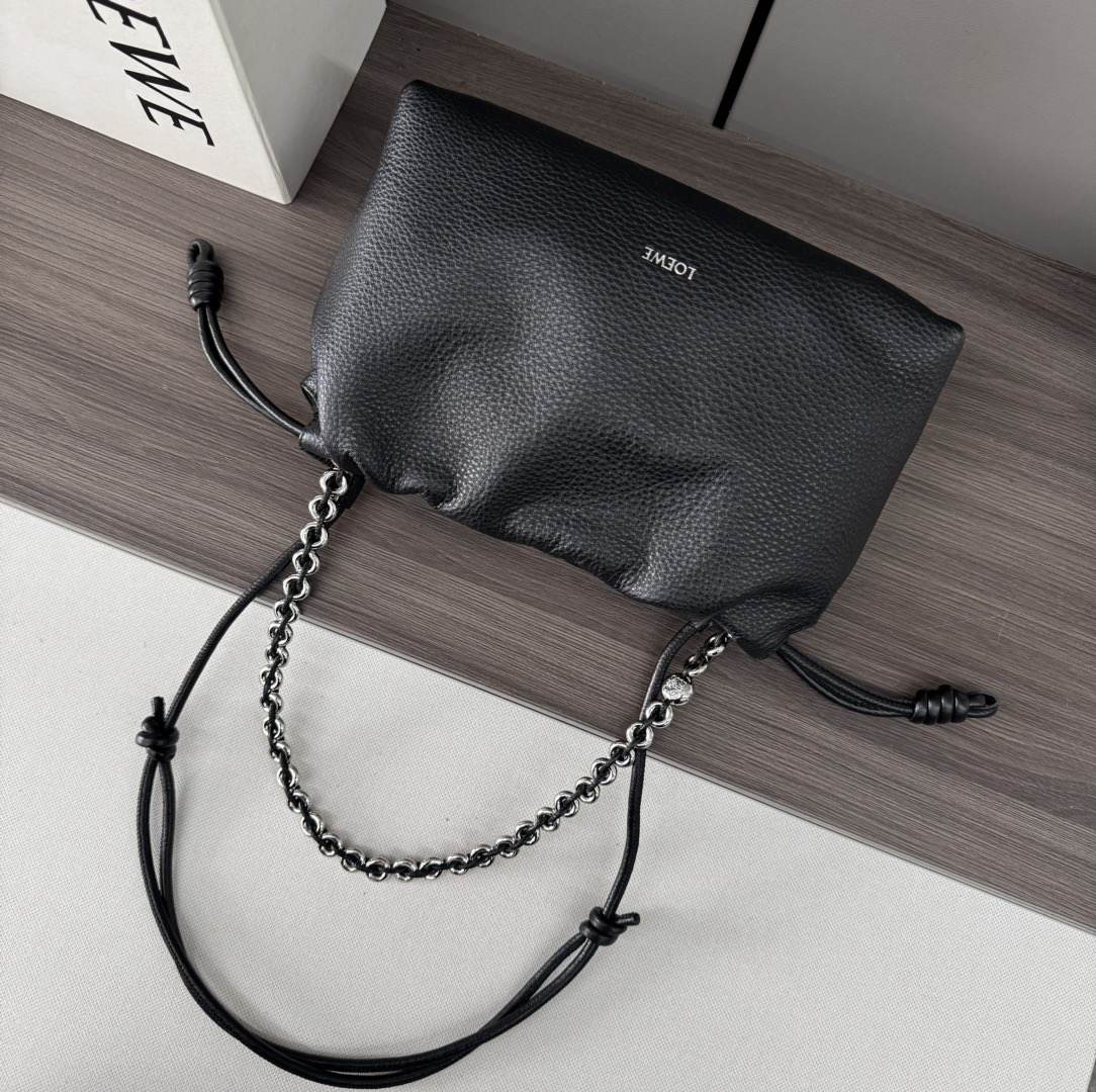 LOEWE Medium Flamenco purse in fine grained calfskin(HIGH-END GRADE)