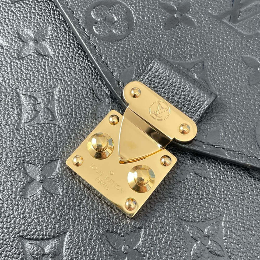 Louis Vuitton Pochette Métis