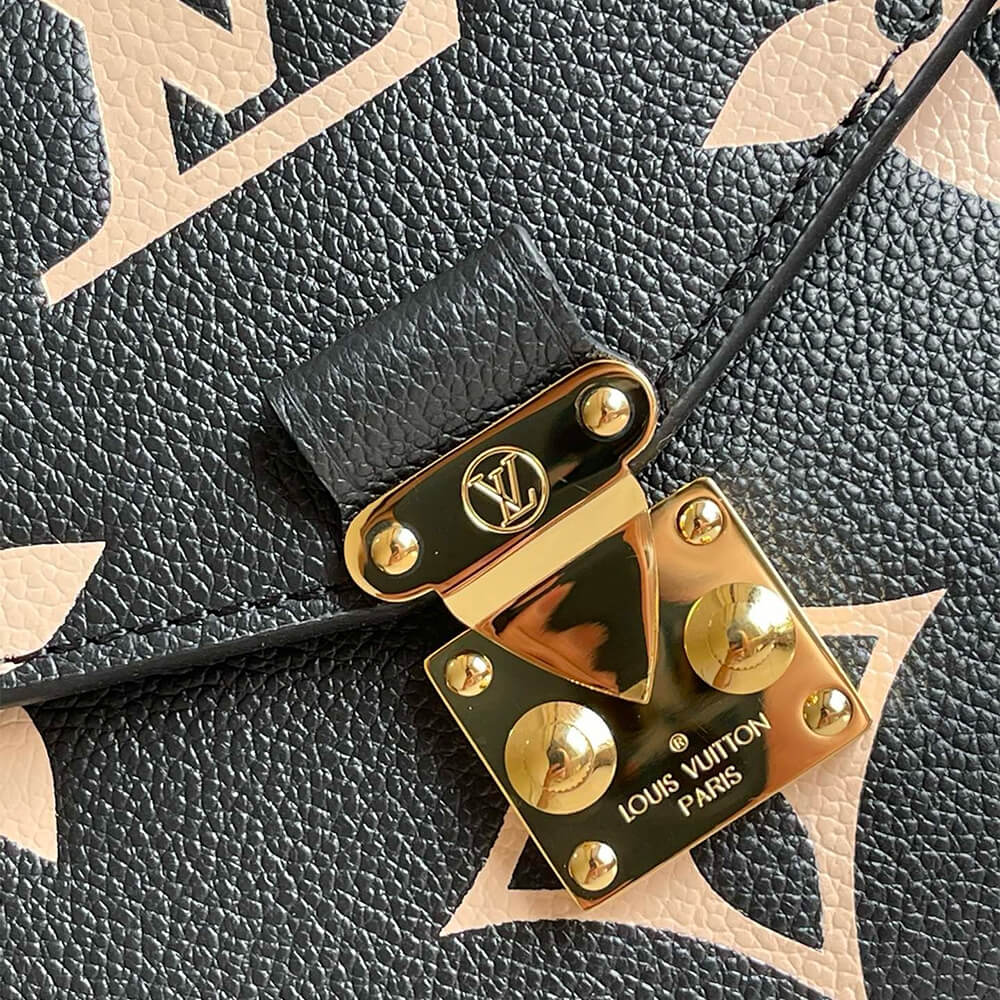 Louis Vuitton Pochette Métis