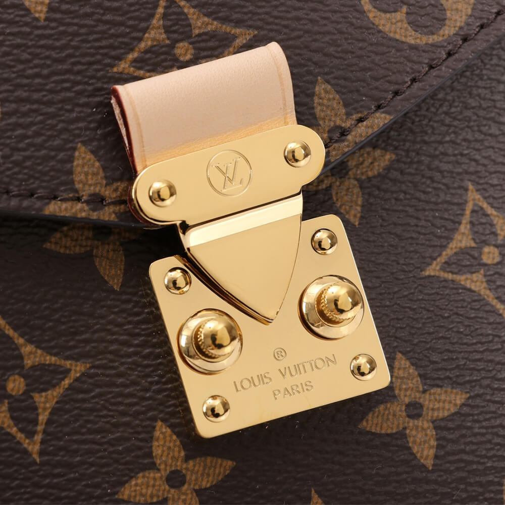 Louis Vuitton Pochette Métis