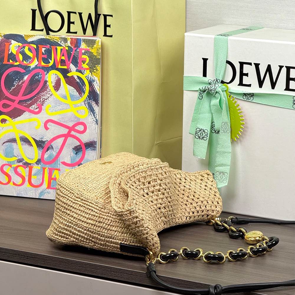 Loewe Medium Ola bag