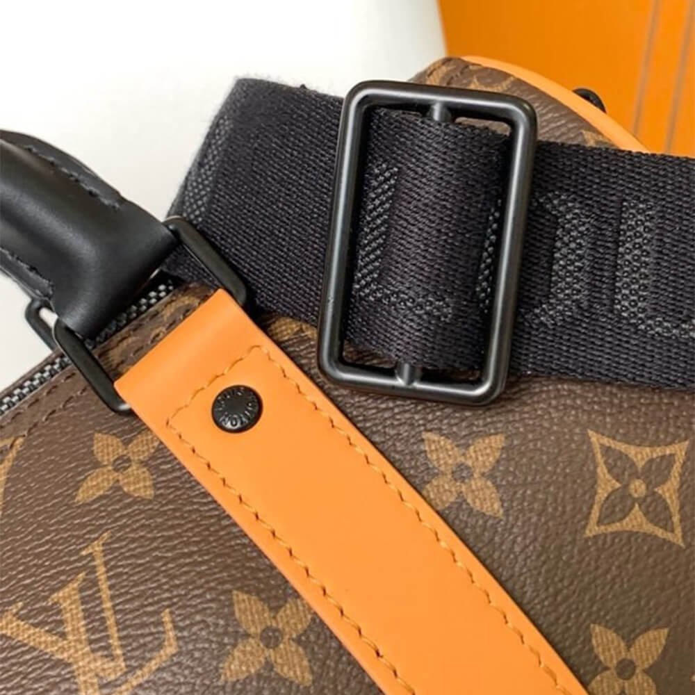 Louis Vuitton Keepall Bandoulière 25