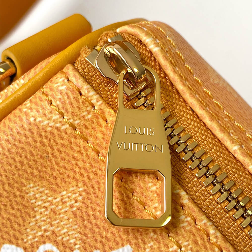 Louis Vuitton Keepall Bandoulière 25
