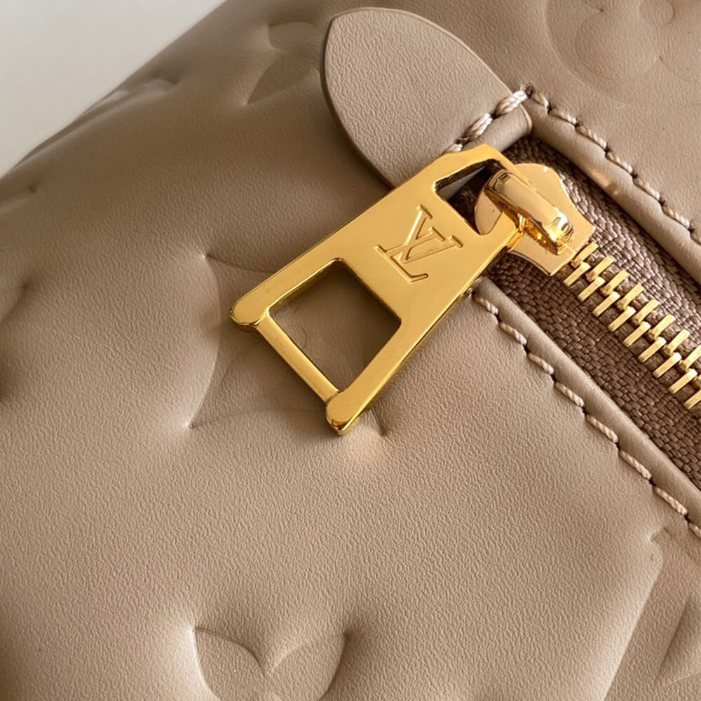 Louis Vuitton Coussin Mini
