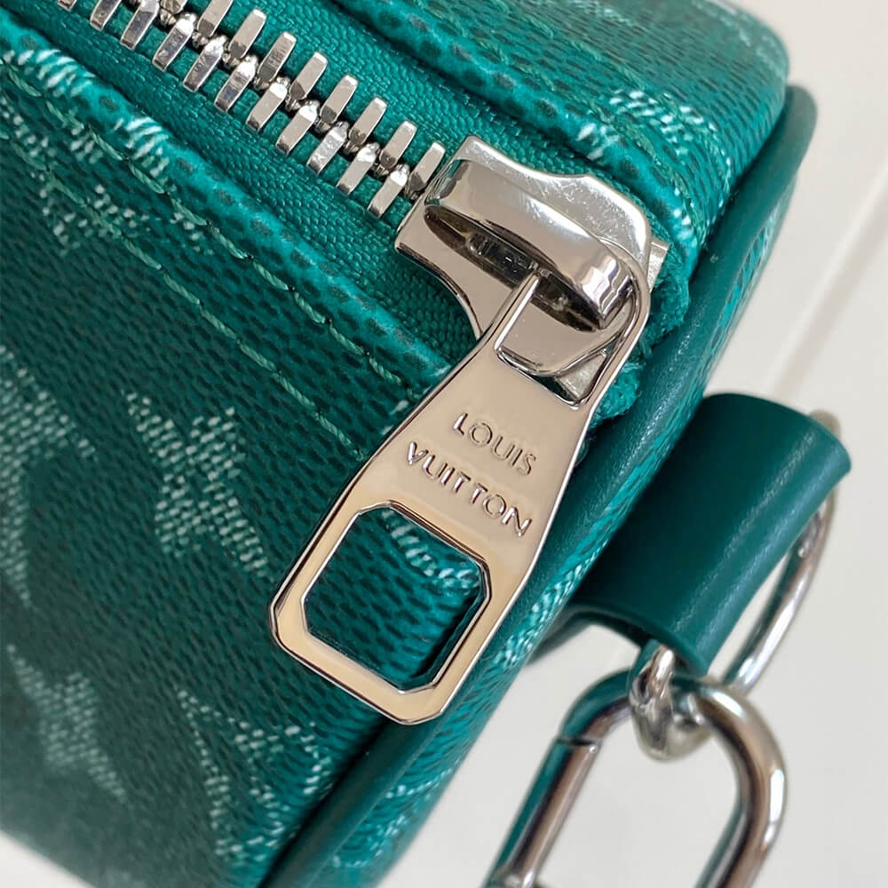 Louis Vuitton Keepall Bandoulière 25