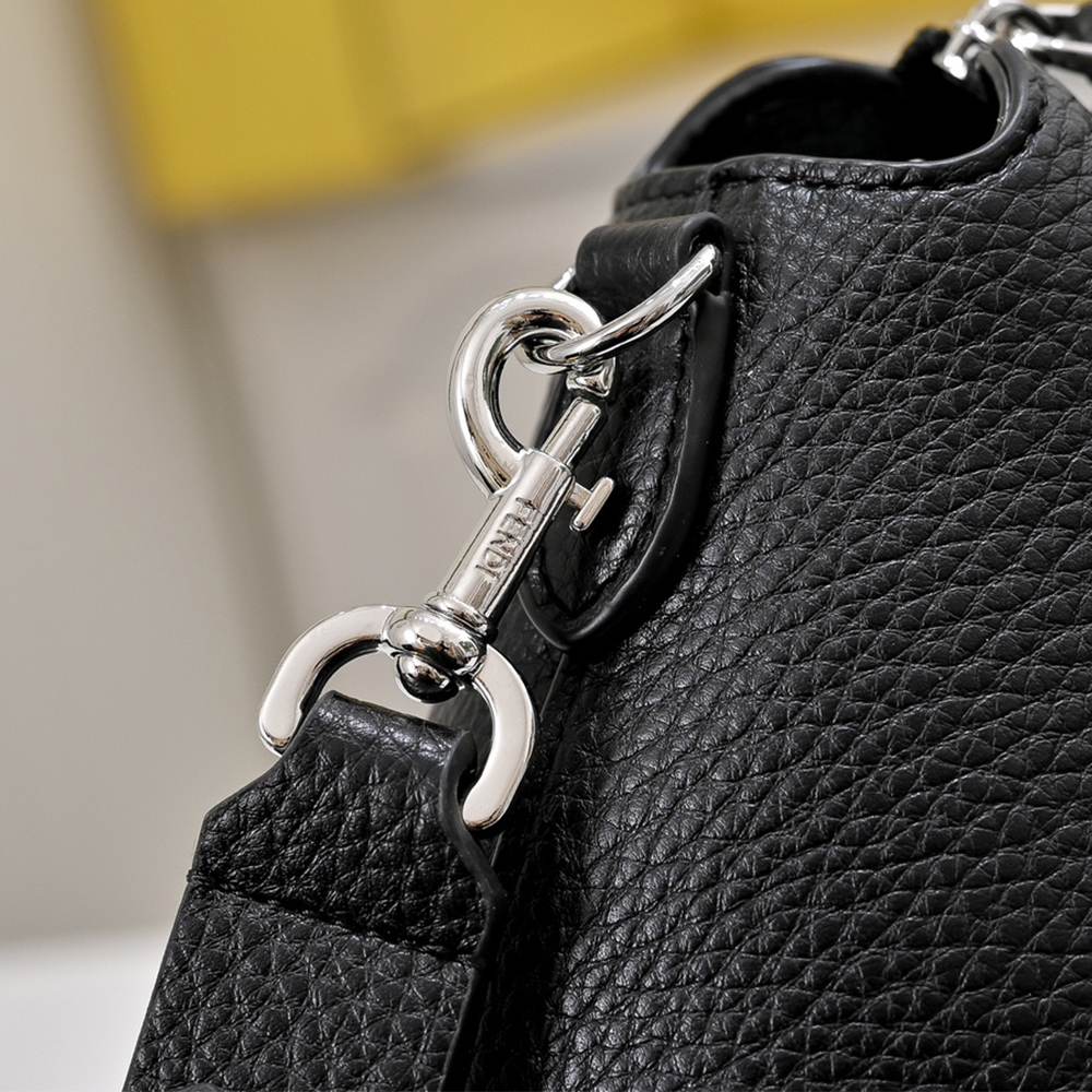 Fendi By The Way Selleria Medium