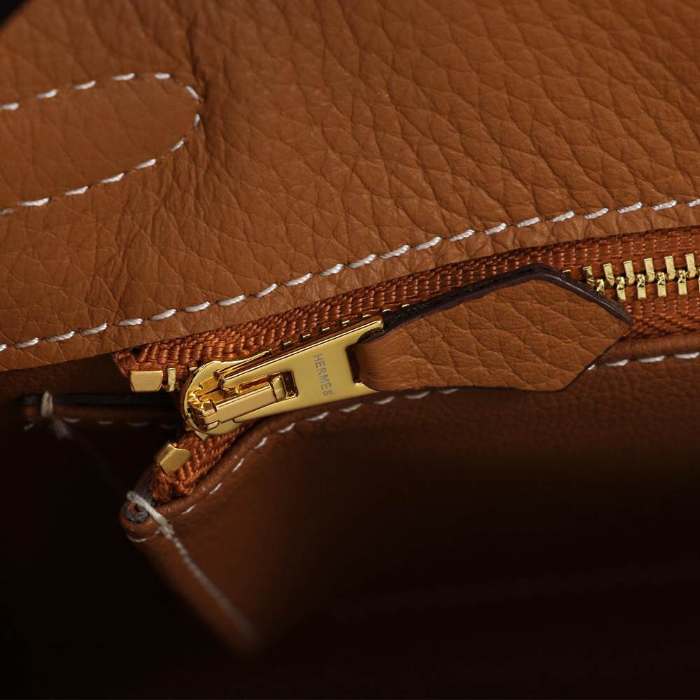 Hermes Kelly 28