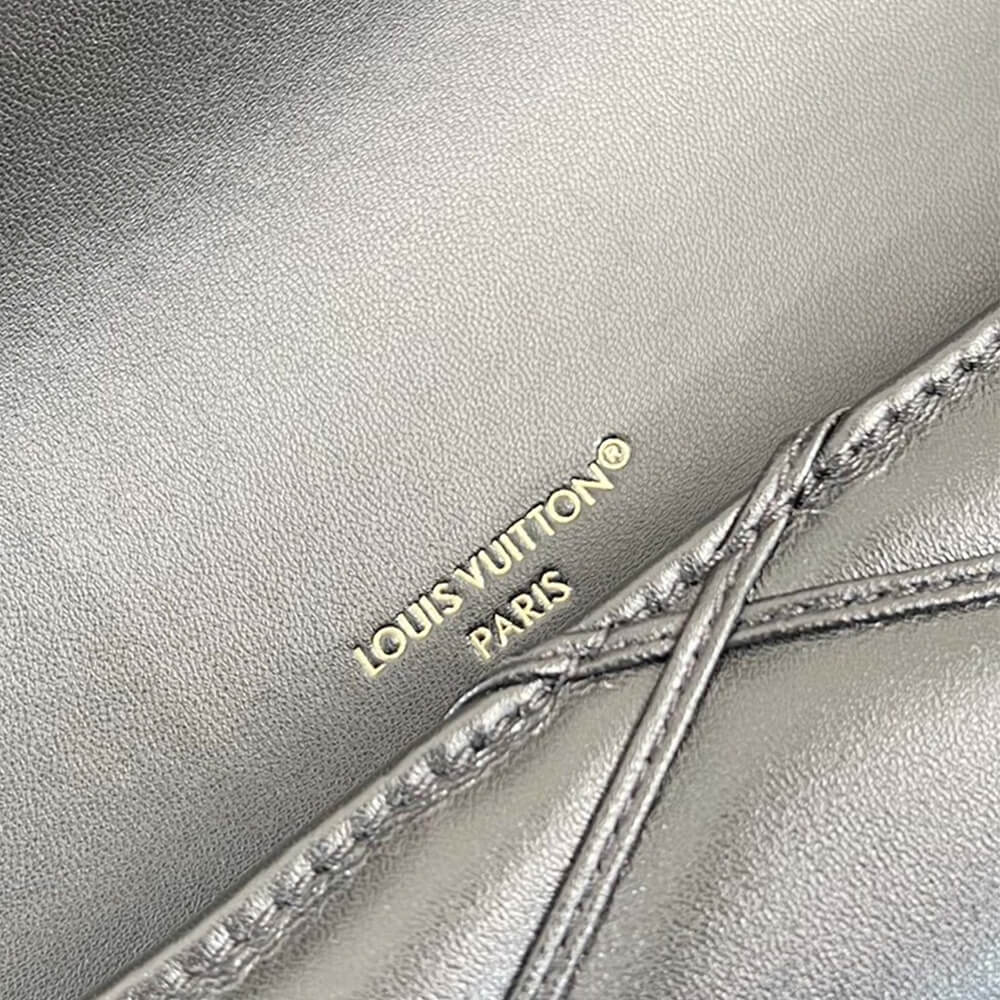 Louis Vuitton WOC GO-14