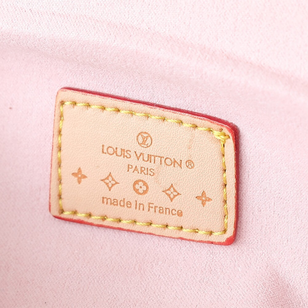 Louis Vuitton Pochette Camille