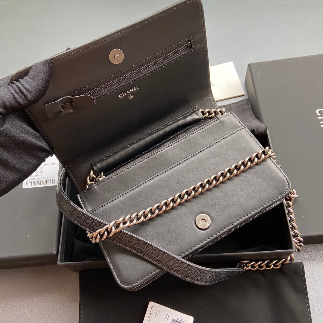 Chanel Boy Wallet On Chain