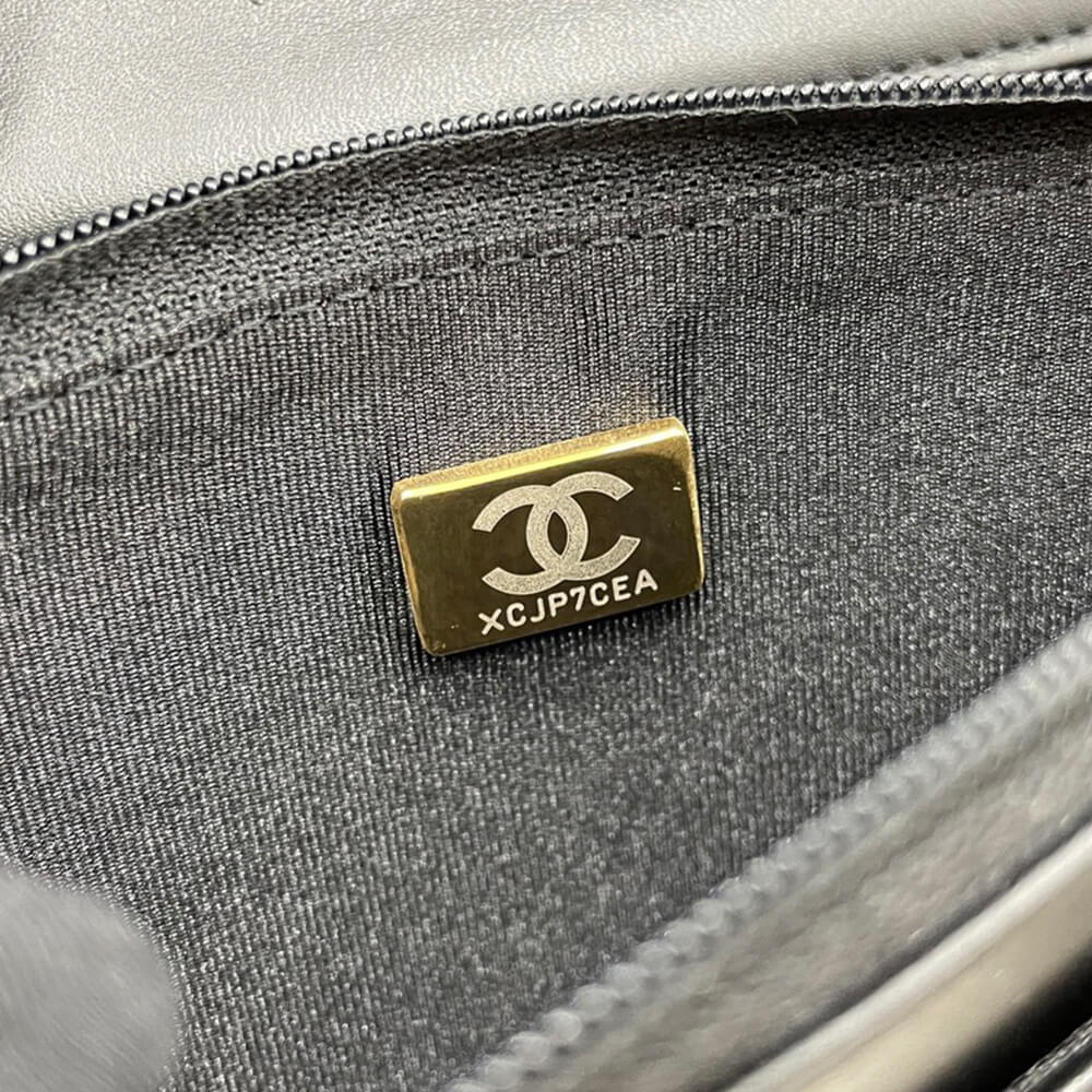 Chanel Boy Wallet On Chain