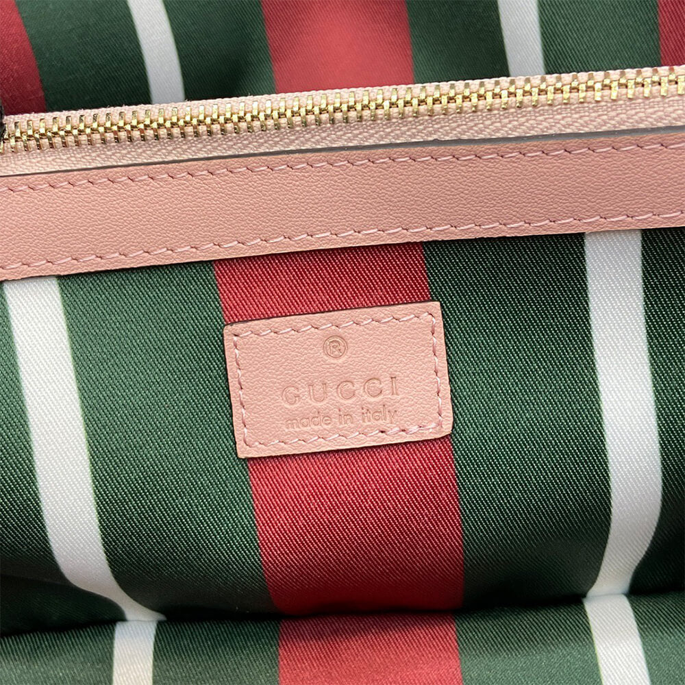 Gucci Emblem Medium