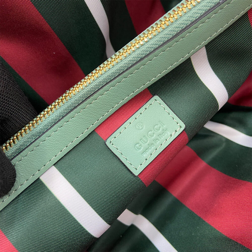 Gucci Emblem Medium