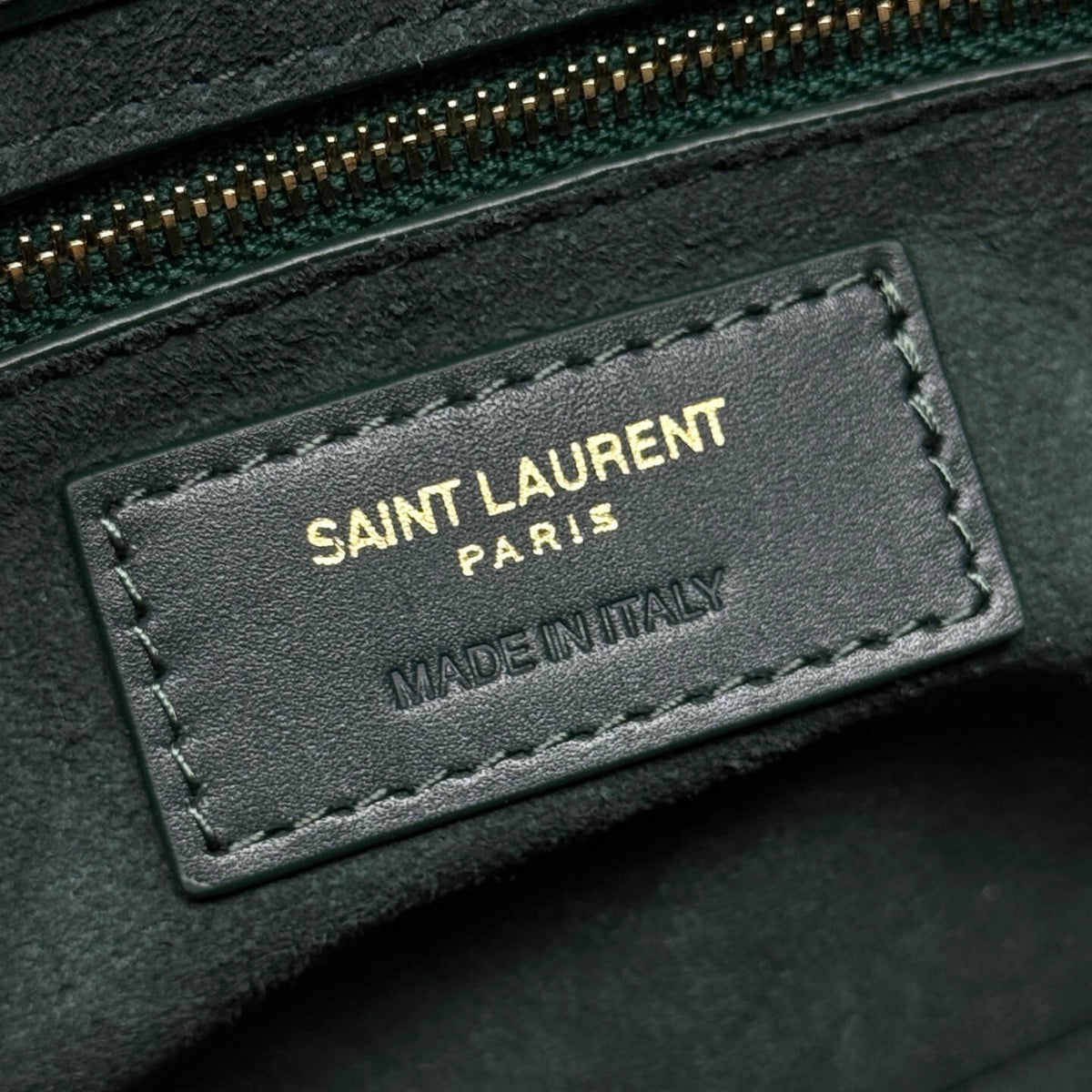 Ysl Le 5 à 7 In Patent Hobo