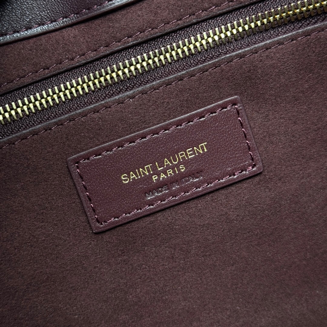 Ysl Le 5 à 7 In Patent Hobo