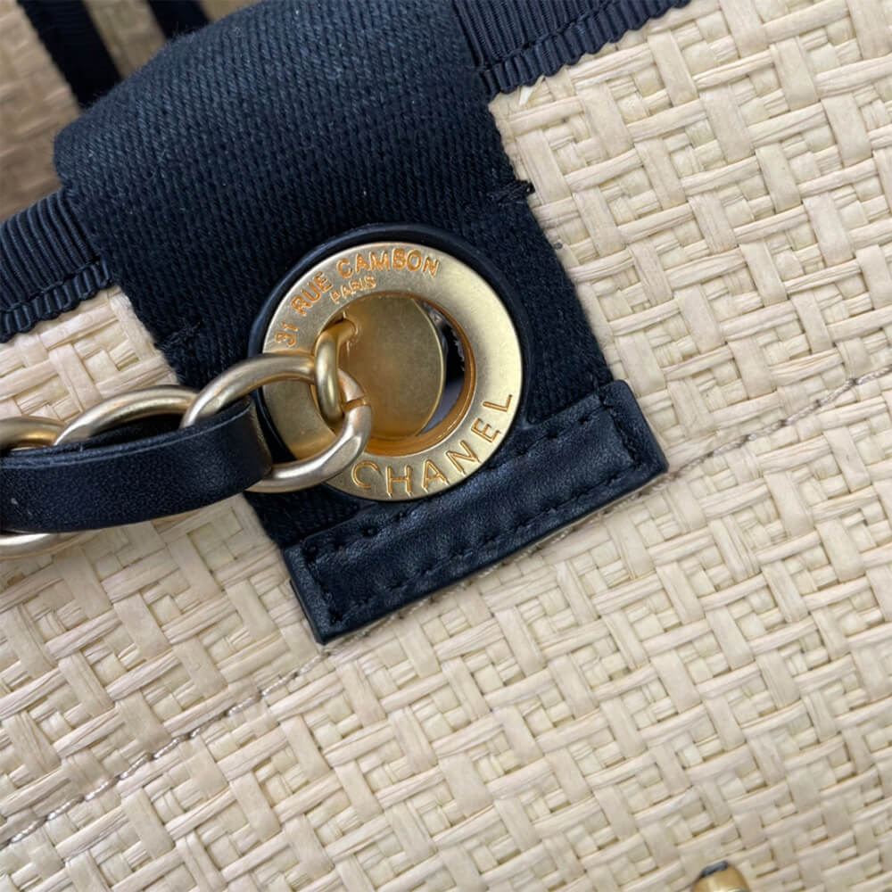Chanel Deauville Large