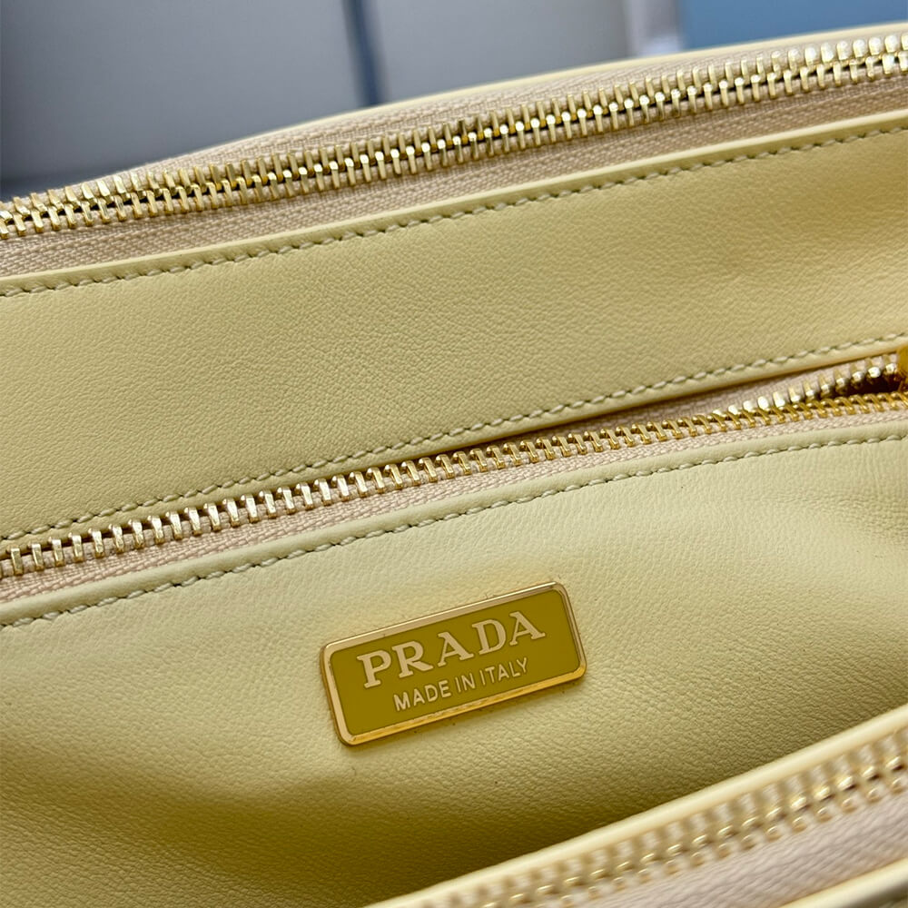 Prada Galleria Medium