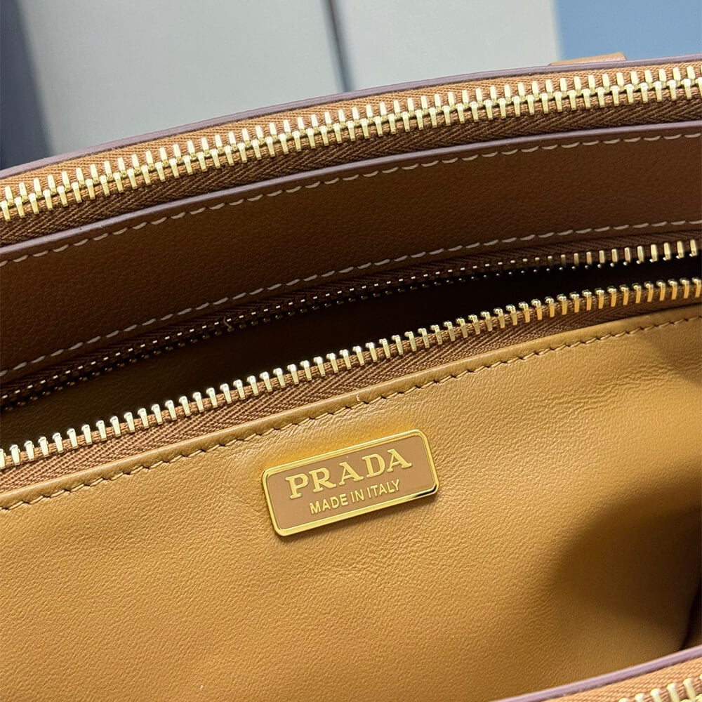 Prada Galleria Medium