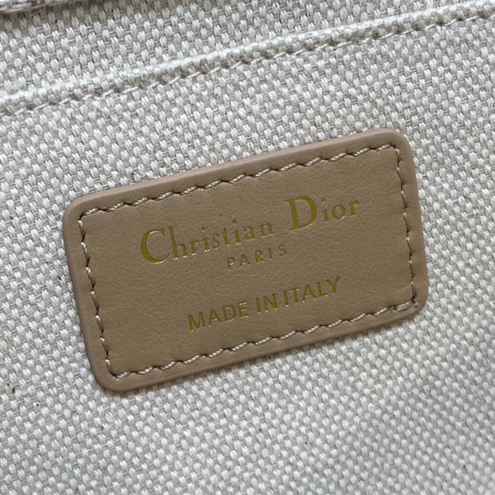 Dior Bobby Medium