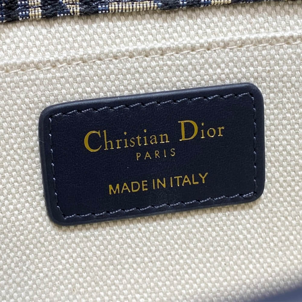 Dior Medium 30 Montaigne Satchel