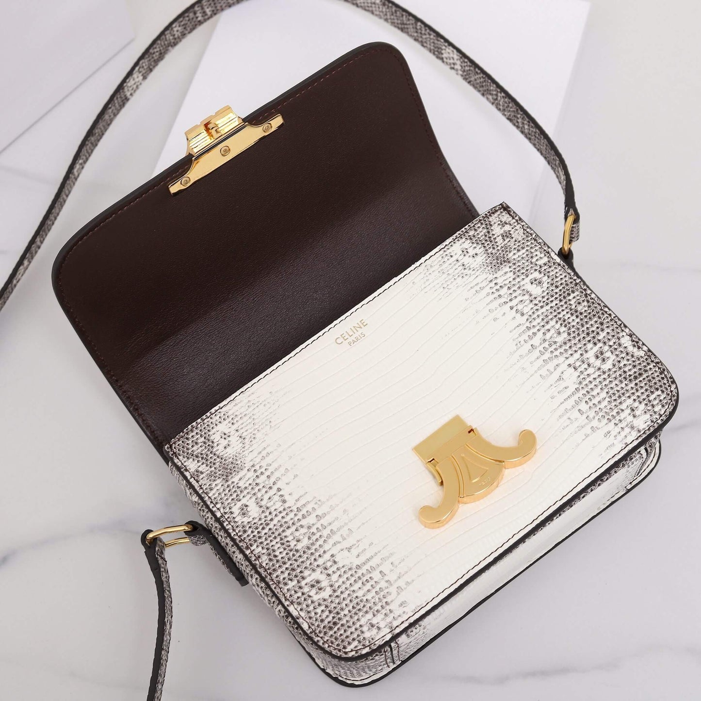 CELINE TEEN TRIOMPHE lizard pattern handbag(HIGH-END GRADE)
