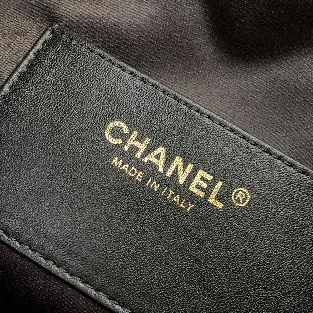 Chanel 25 Medium