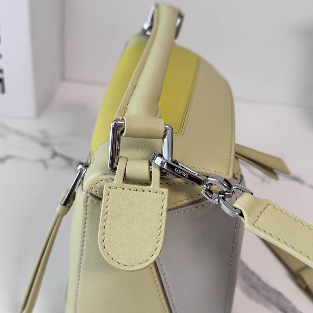 Loewe Small Puzzle
