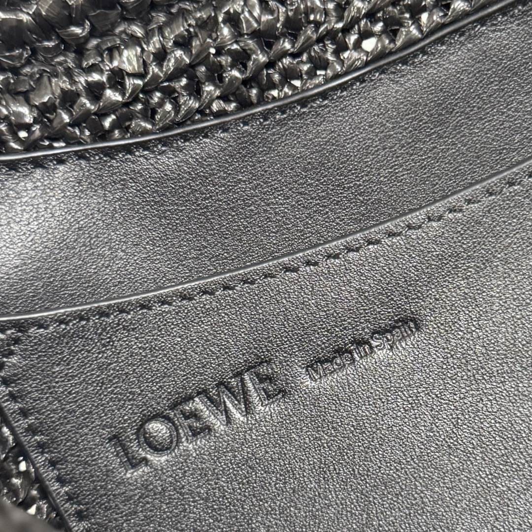 Loewe Medium Ola bag