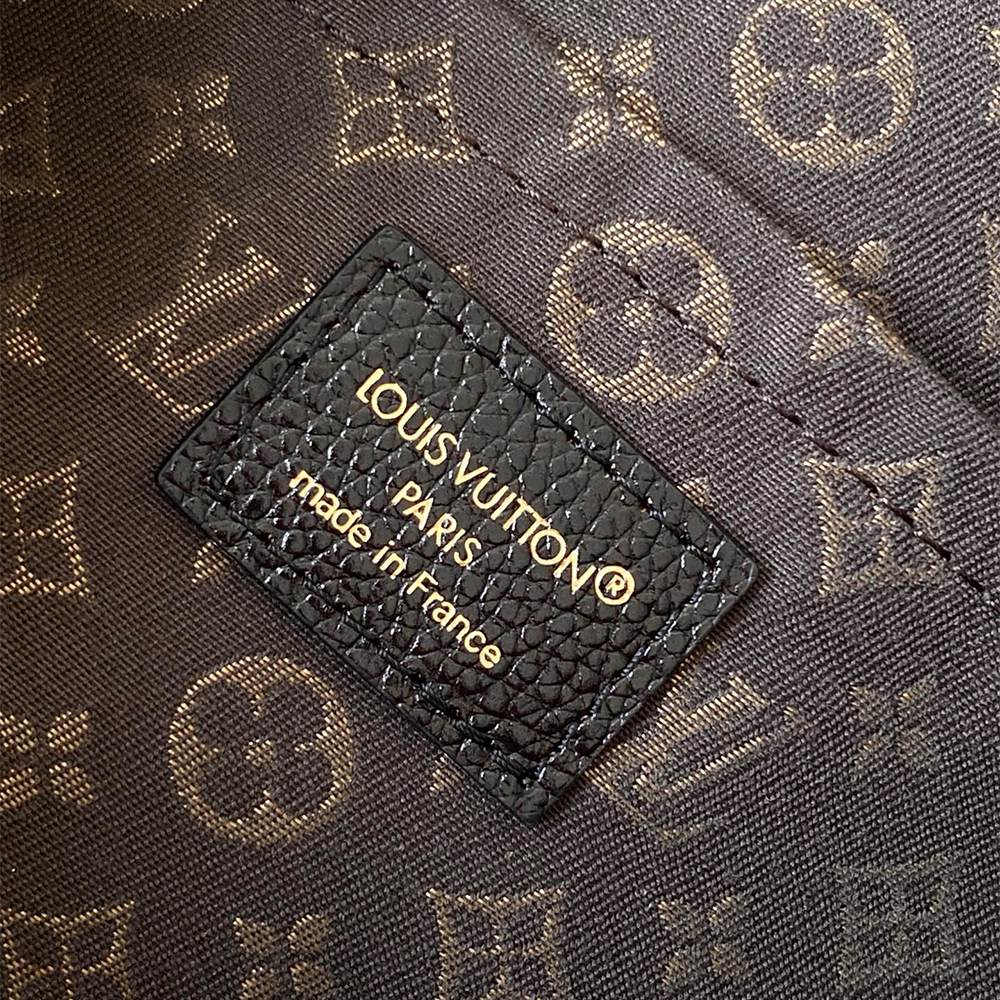 Louis Vuitton Express MM