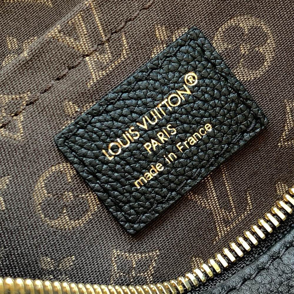Louis Vuitton Express PM