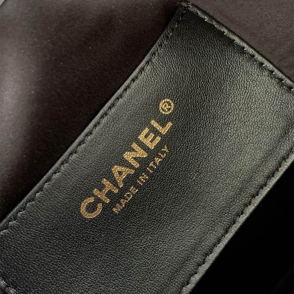 CHANEL 25 Small Handbag(High-end grade)