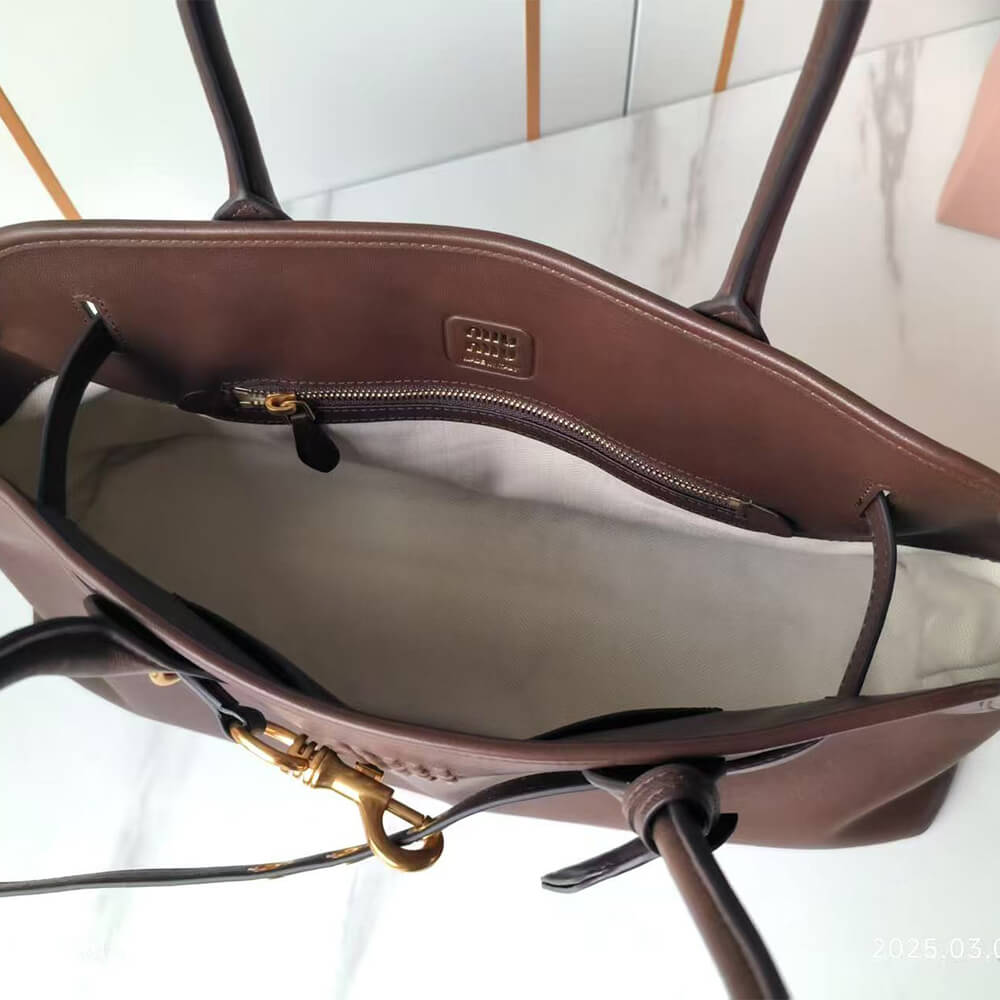 MiuMiu Large Aventure Nappa