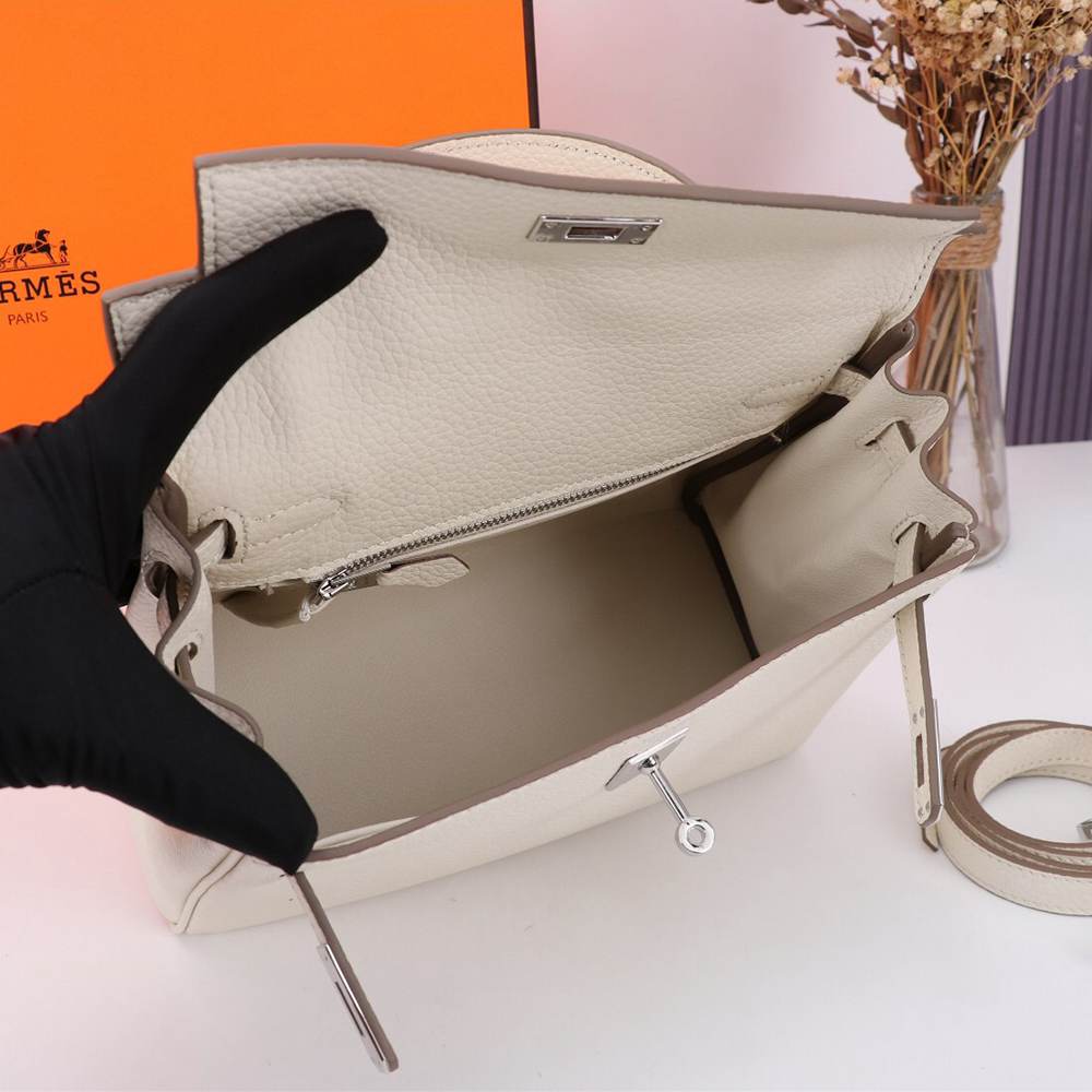 Hermes Kelly 28