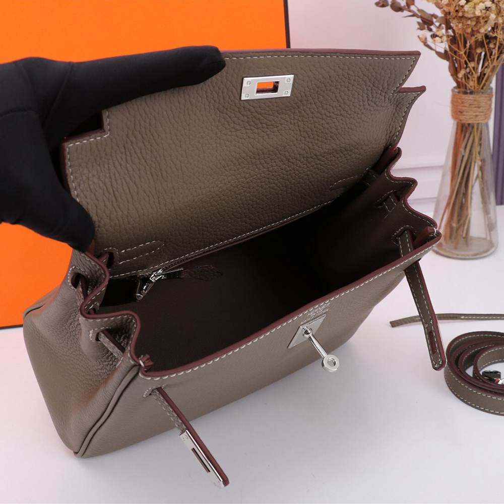 Hermes Kelly 28