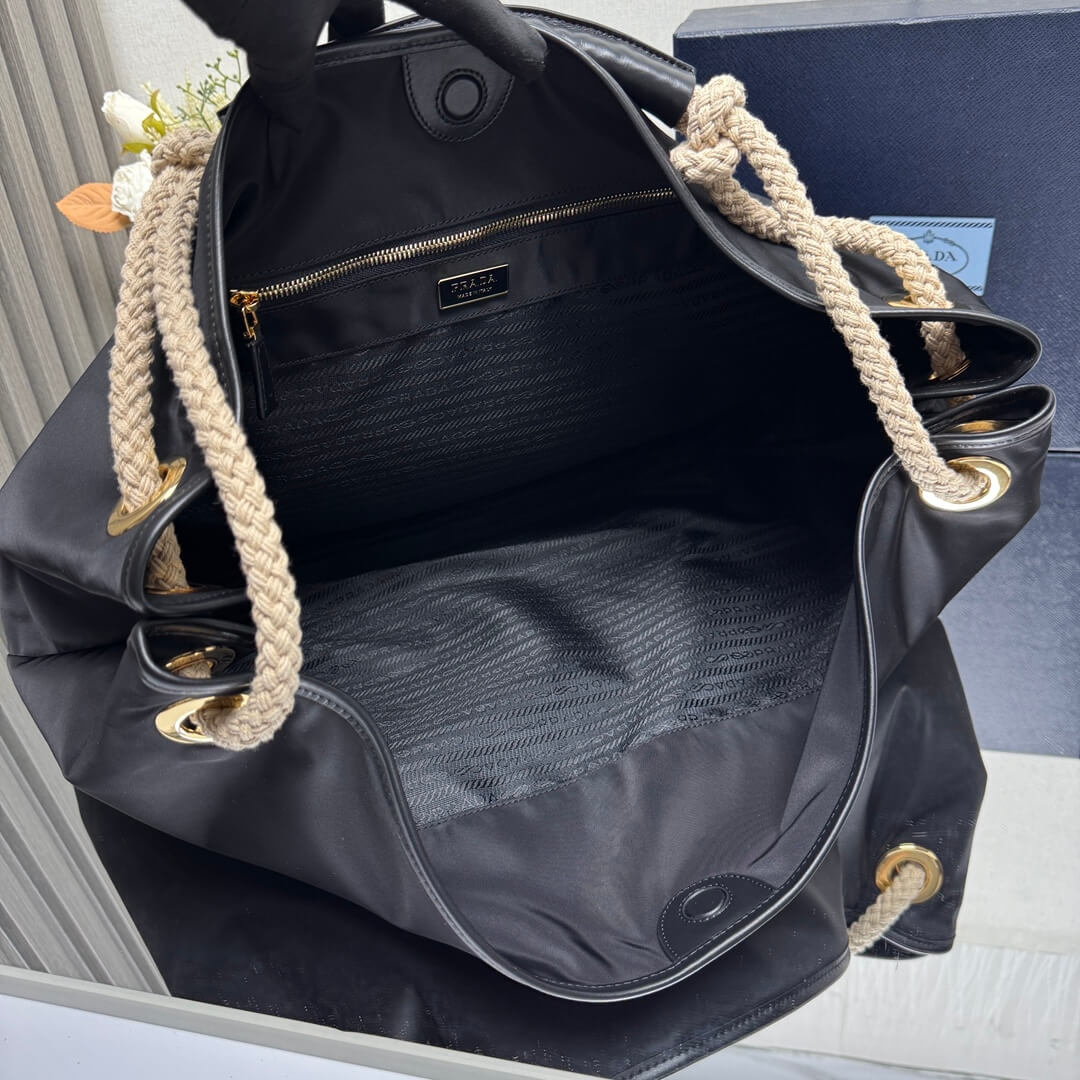 Prada Mariner large Re-Nylon