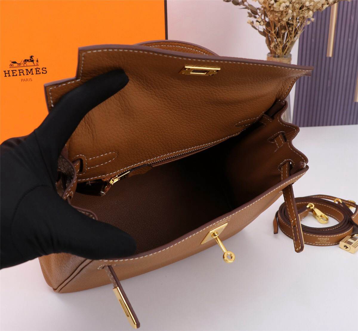 Hermes Kelly 28