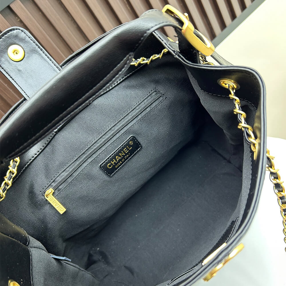 Chanel Vertical Shopping 25A