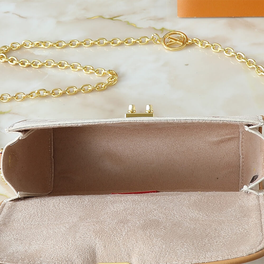 Louis Vuitton Pochette Camille