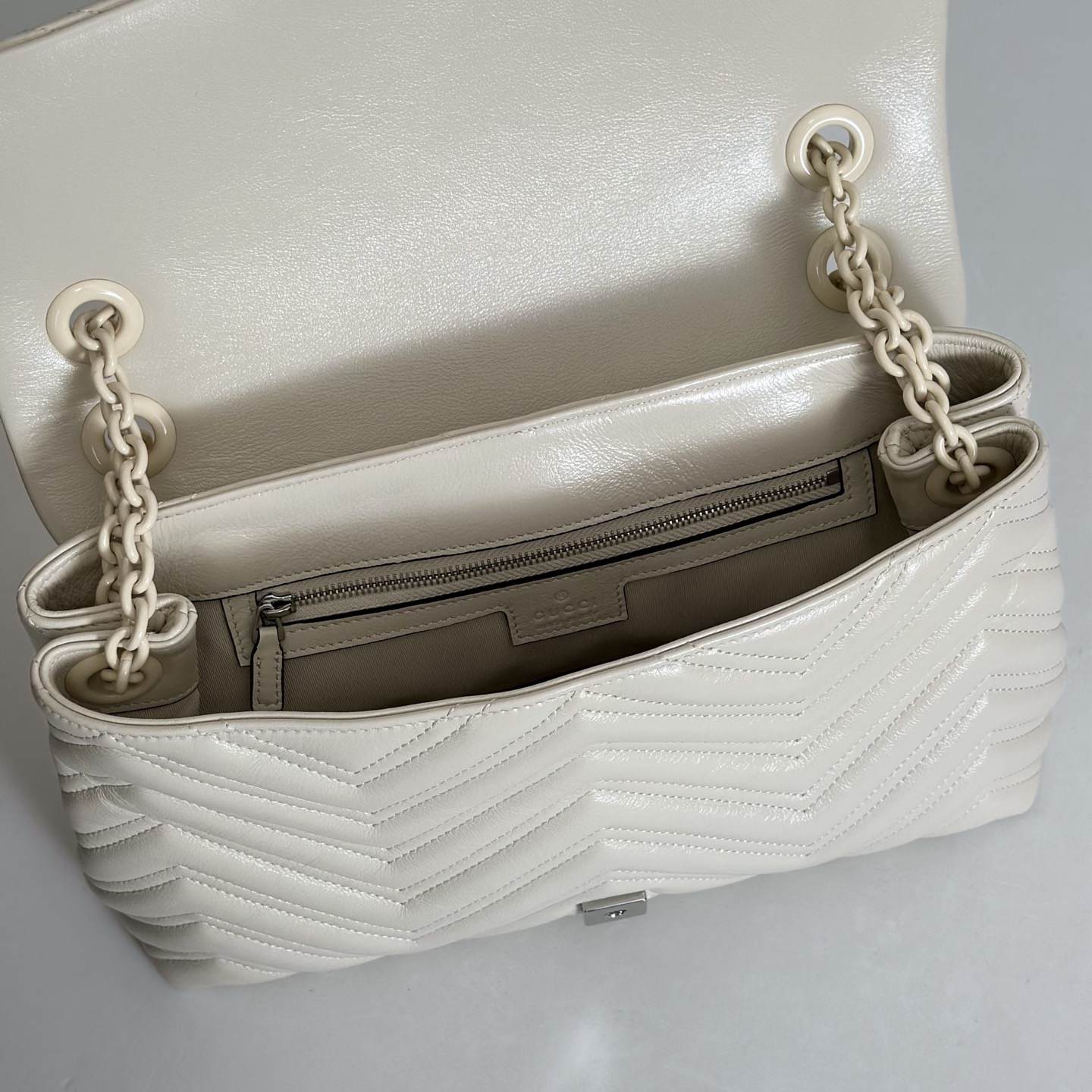 GG Marmont medium shoulder bag(HIGH-END GRADE)