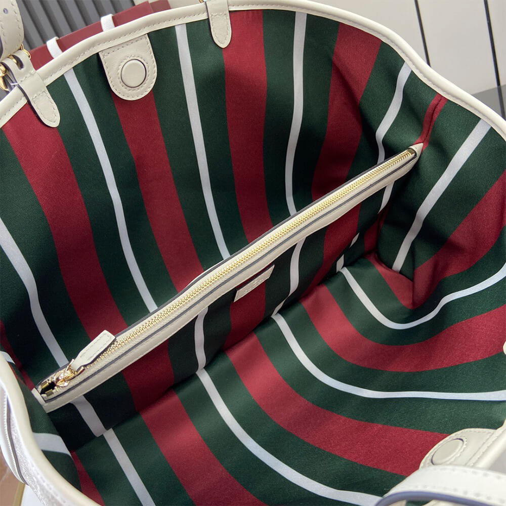 Gucci Emblem Large
