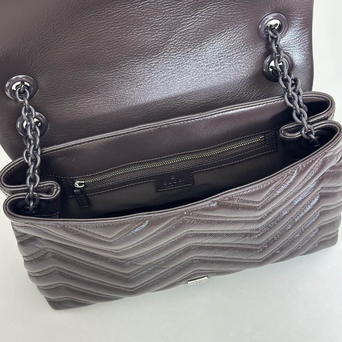 Gucci Marmont medium shoulder bag