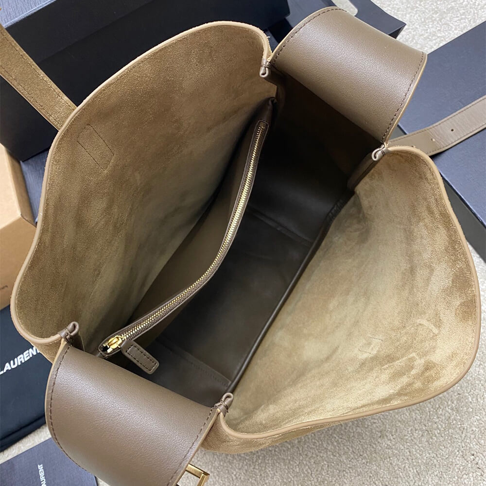 Ysl Large Le 5 À 7 Suede